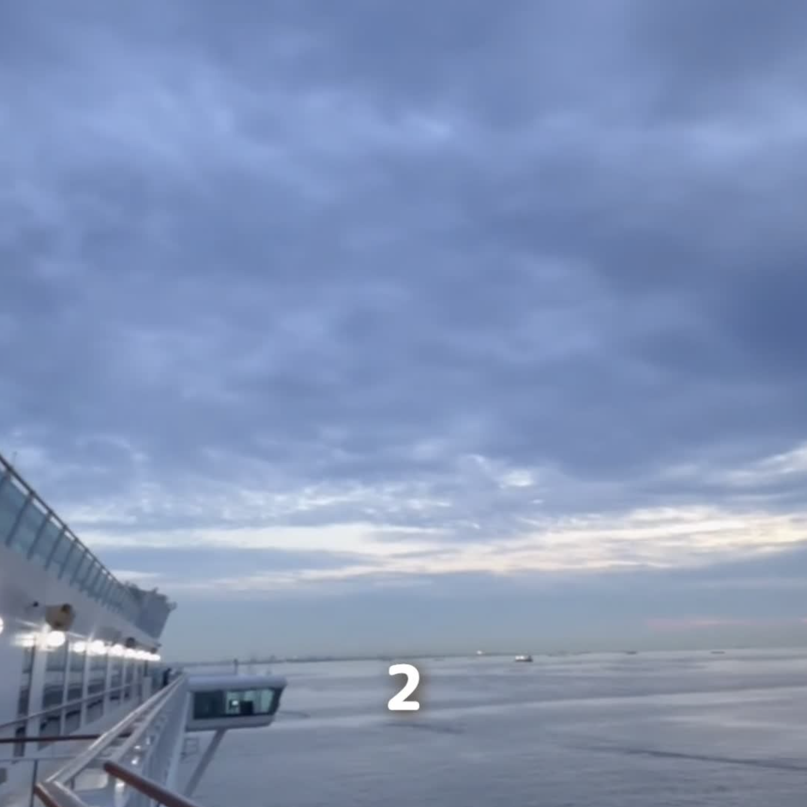 【実は美容にいい！？】心身共に美しくなれる豪華客船からの朝日